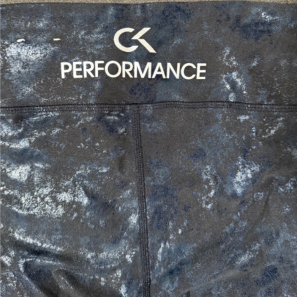 Calvin Klein 🧘🏻 Foil Print Wick Leggings L